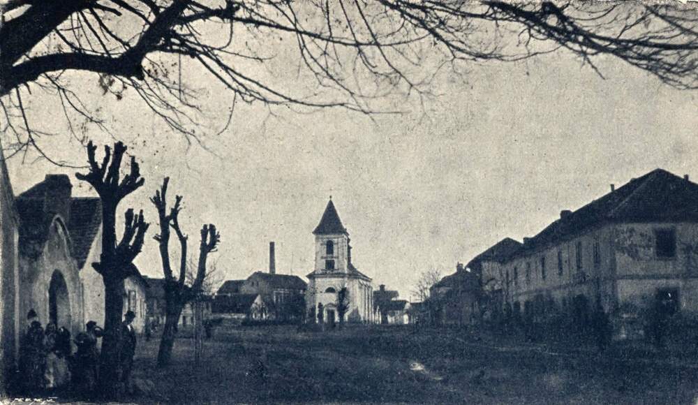 020 Lužecká náves cca.1900