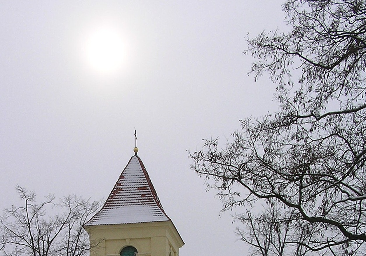 056 Kostel sv.Jiljí, poezie - zimní slunce, 23.únor 2005